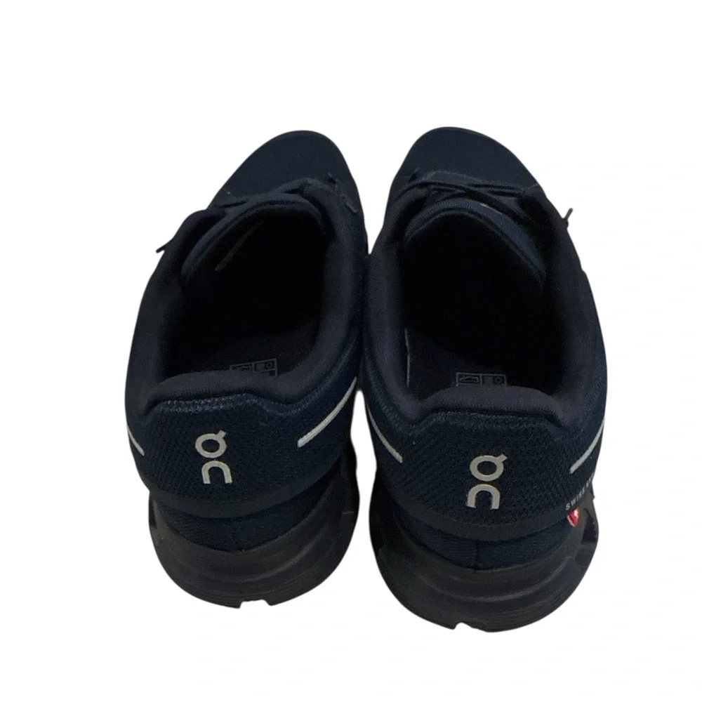 On Cloud 6 Running Men's Athletic Shoes in midnight - Picture 3 of 6